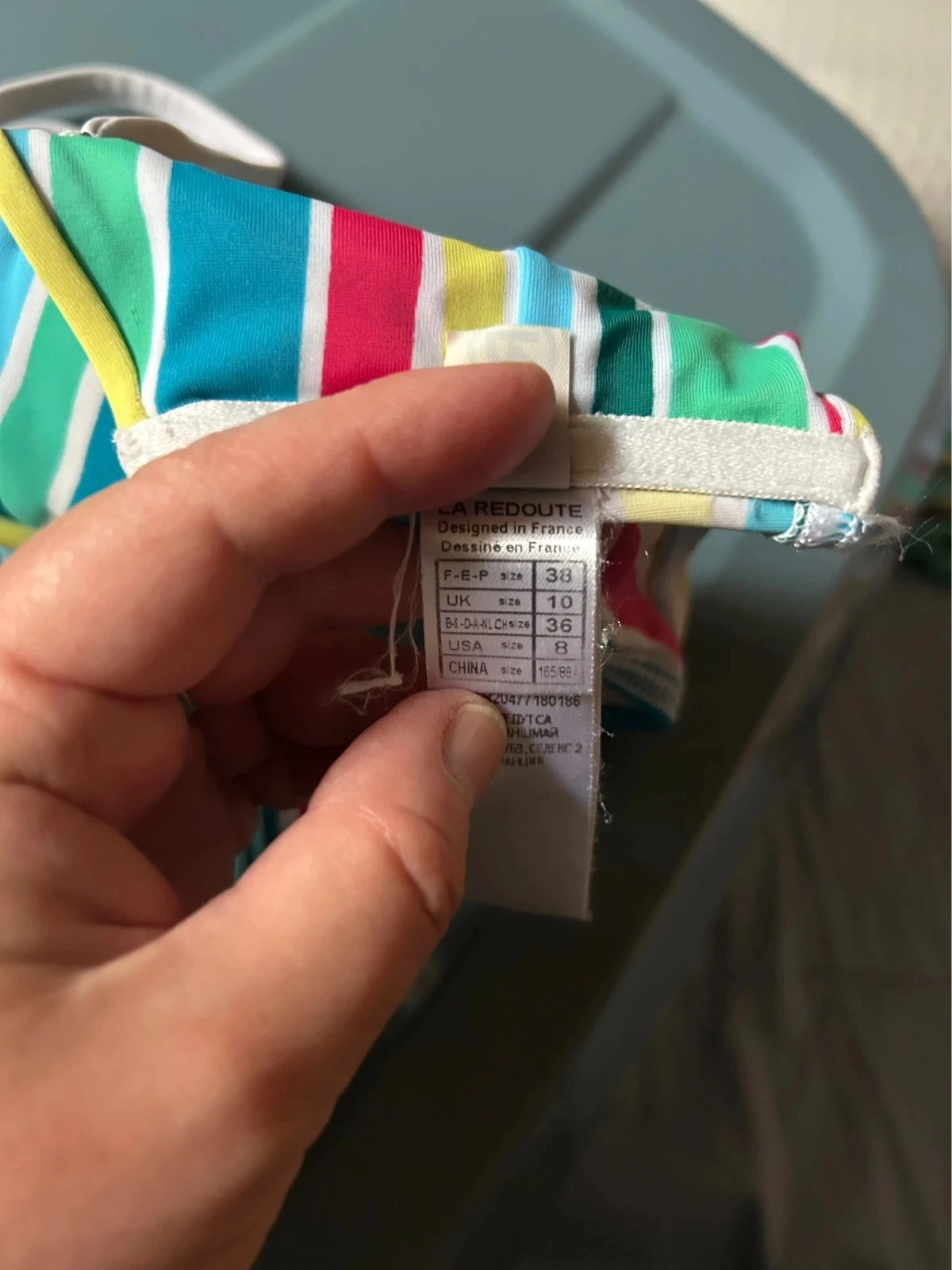 Lot maillot de bain 2 pièces + un haut – photo 8